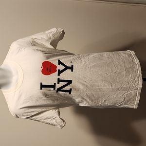I love New York big apple white xl tshirt